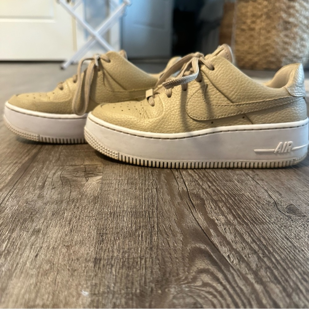 Nike Womens Platform Air Force 1